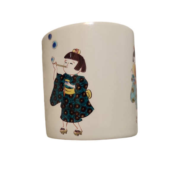 Cute Small Teacup Mug with Japanese Child at Play Design - Picture 3 of 5